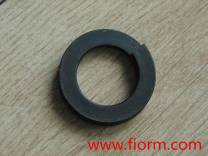 金華φ28.6×18.5×3.6